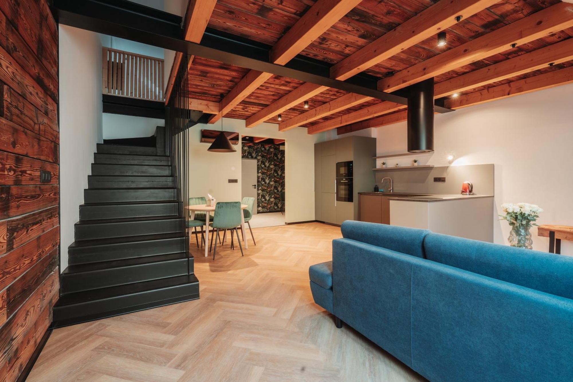 Hviezdoslavova Apartments, Trnava Centre, Parking Available ภายนอก รูปภาพ