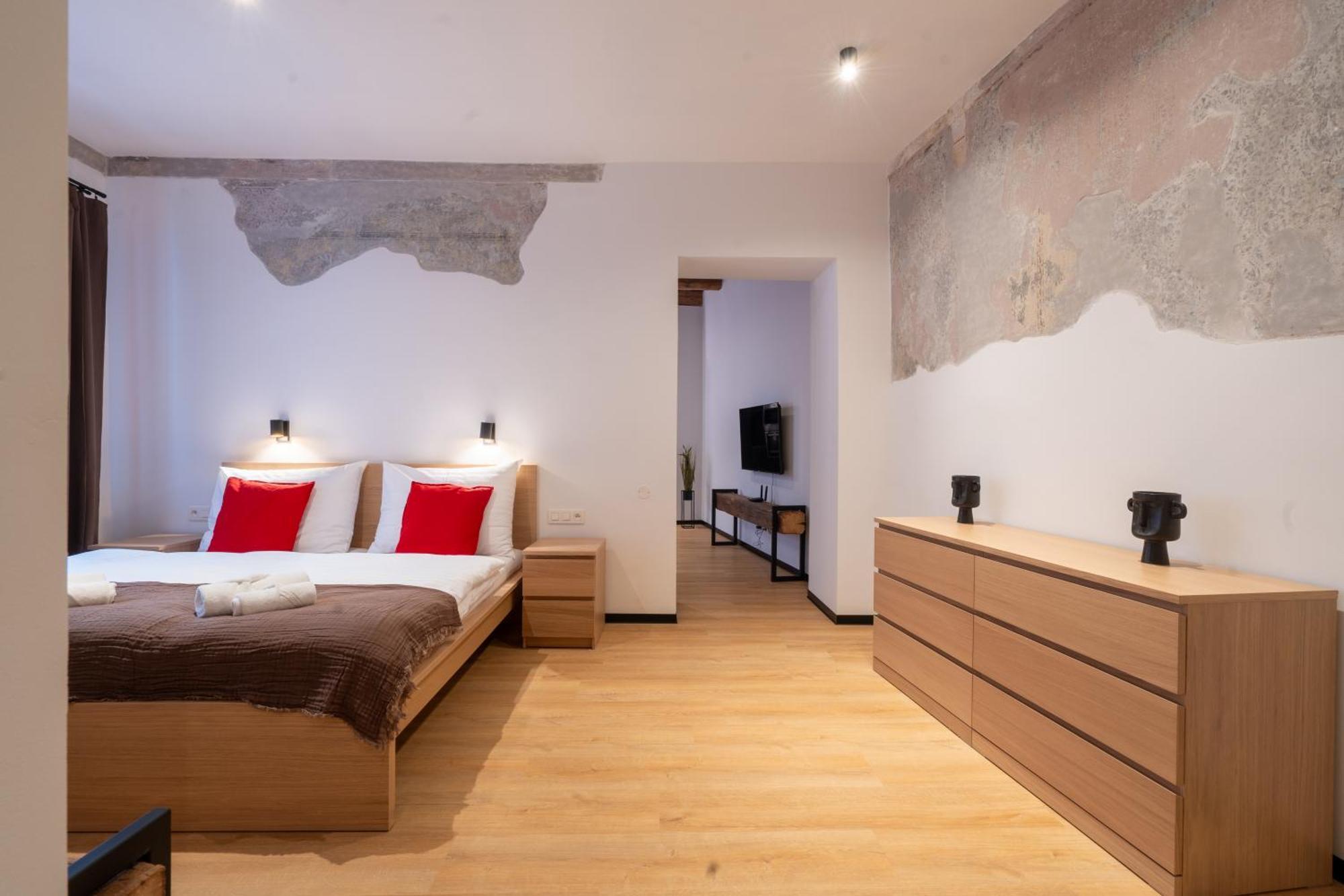 Hviezdoslavova Apartments, Trnava Centre, Parking Available ภายนอก รูปภาพ